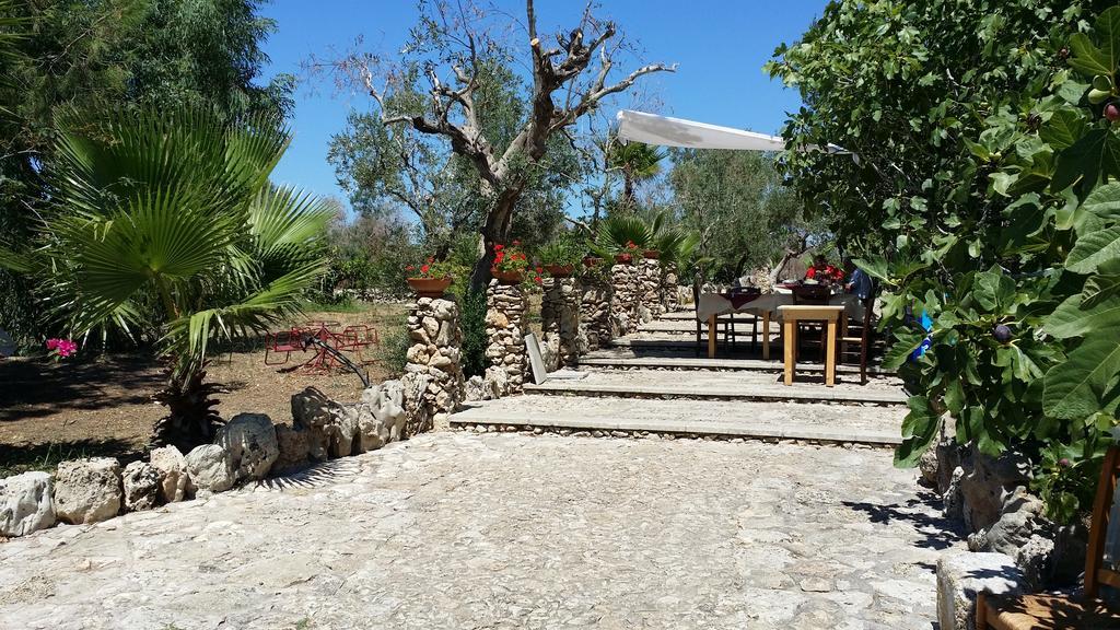 Agriturismo Tenuta La Siesta 갈리폴리 외부 사진